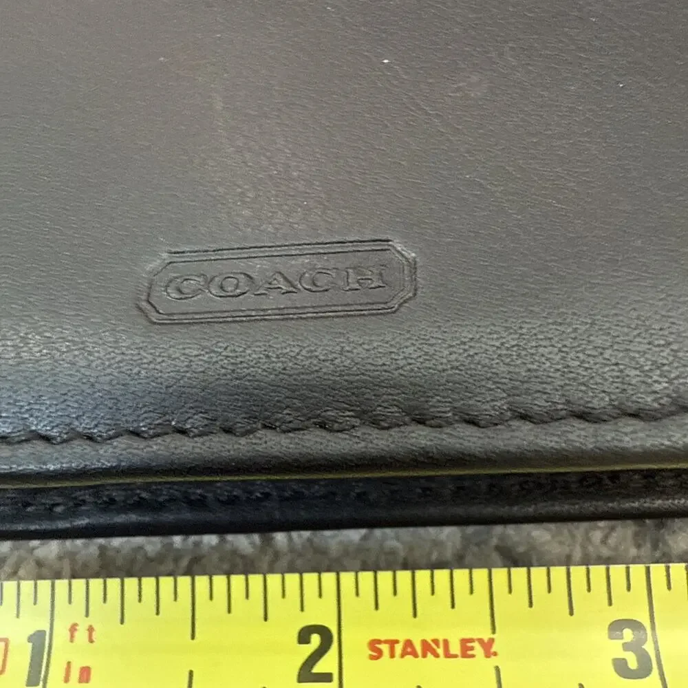 Coach Black Genuine Leather Small Zip Around Card Case notebook holder Vintage